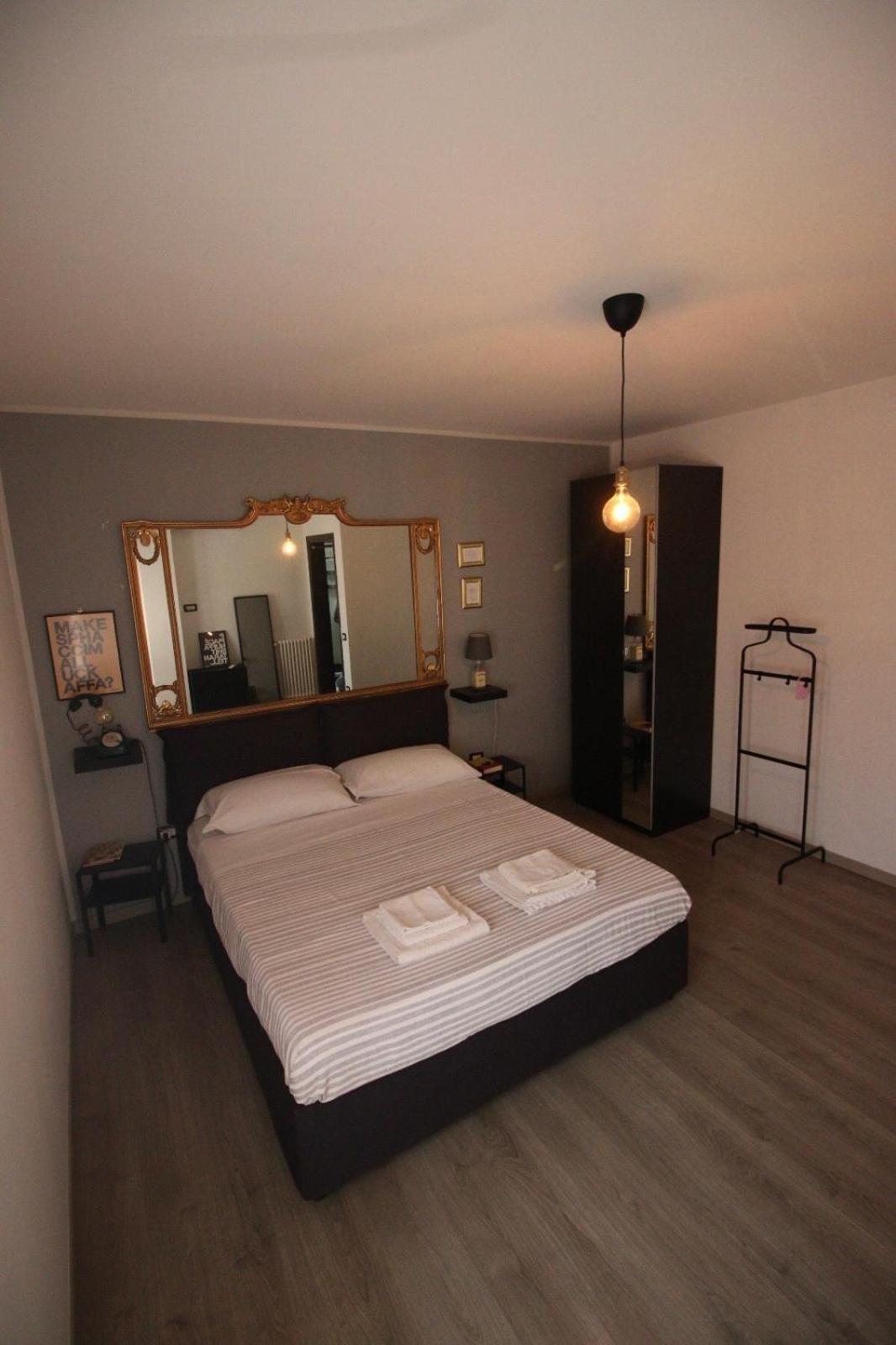 Eneapolis Naples